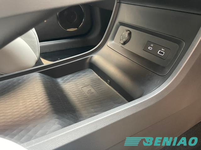 china-new-model-voyah-free-318-2025-extended-range-suv-exterior