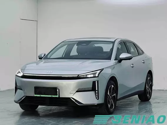 Geely Galaxy L6 140KM New Energy Sedan China Car Supplier