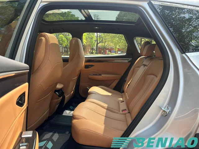 geely-galaxy-l7-rear-view