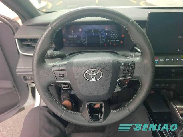toyota-camry-sport-sedan-road-test