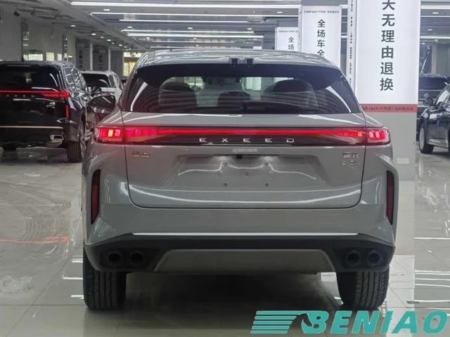 exeed-rx-hybrid-rear-view