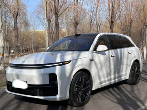 Li Auto L7 Ultra SUV