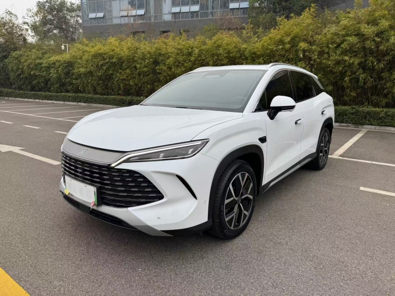 BYD Song L hybrid SUV.jpg