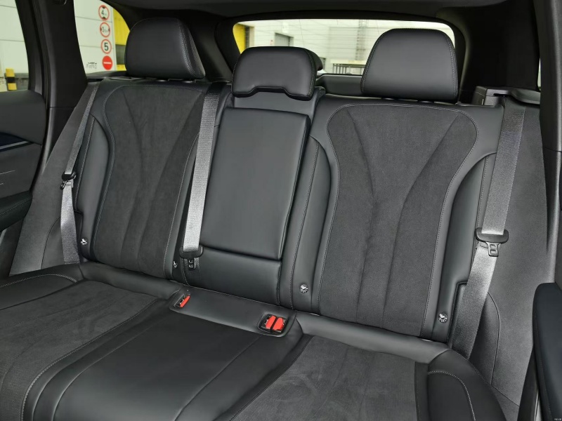 Geely Xingyue L exterior