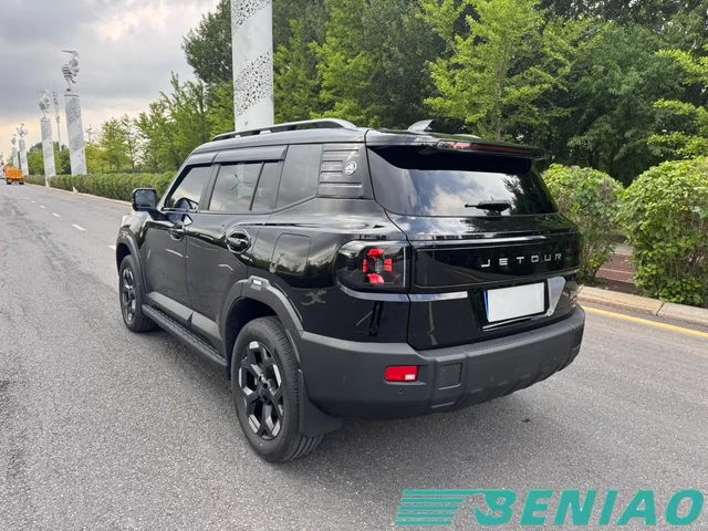 jetour-t1-volante