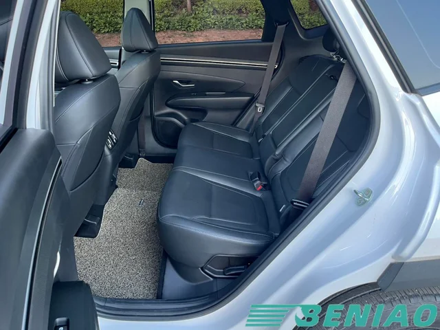 hyundai-tucson-fwd-suv