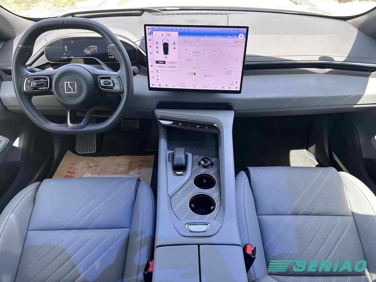 zeekr-001-long-range-ev-rear-view