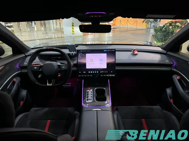 xiaomi-su7-ultra-rear-view