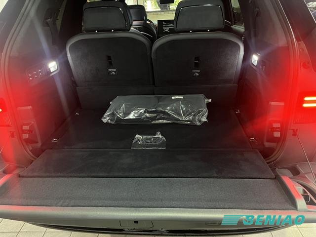zeekr-9x-awd-electric-suv