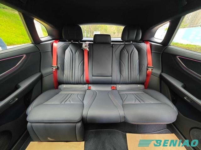 geely zeekr 001