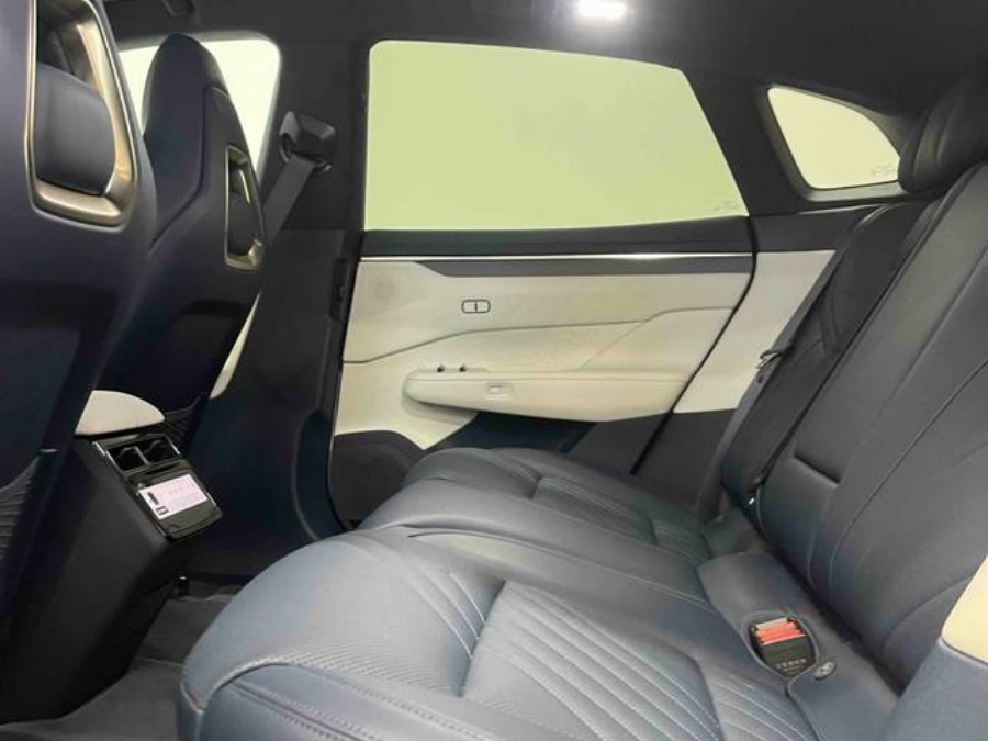 ZEEKR electric car export