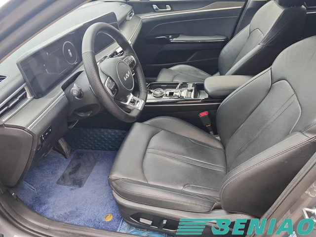 kia-k5-center-console