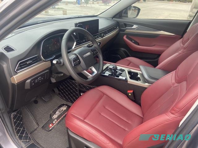 jetour-x70-plus-family-suv