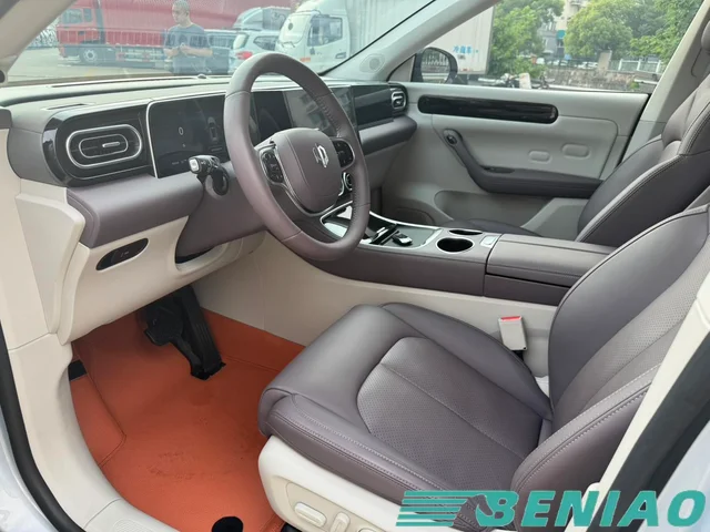leapmotor-c11-alloy-wheel-style