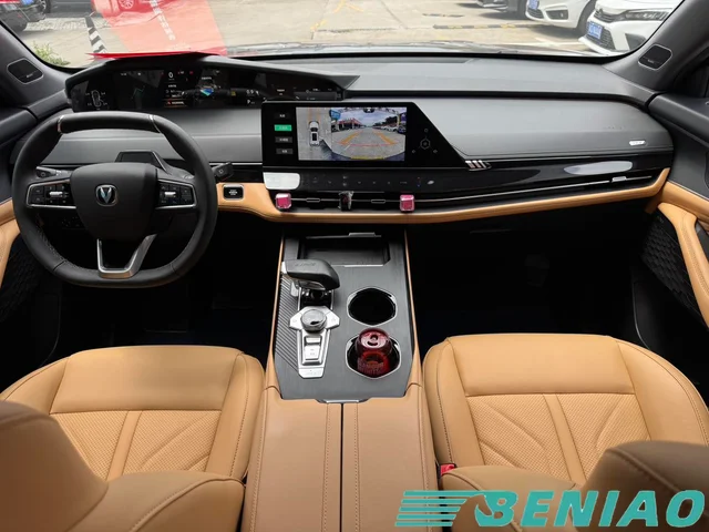 uni-k-luxury-suv-cabin