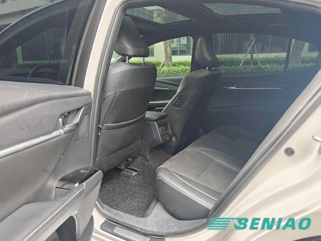 toyota-camry-rear-sport-design