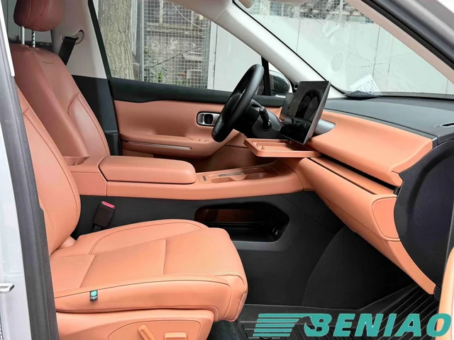 leapmotor-c16-center-console