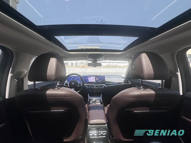 bmw-320i-rear-design