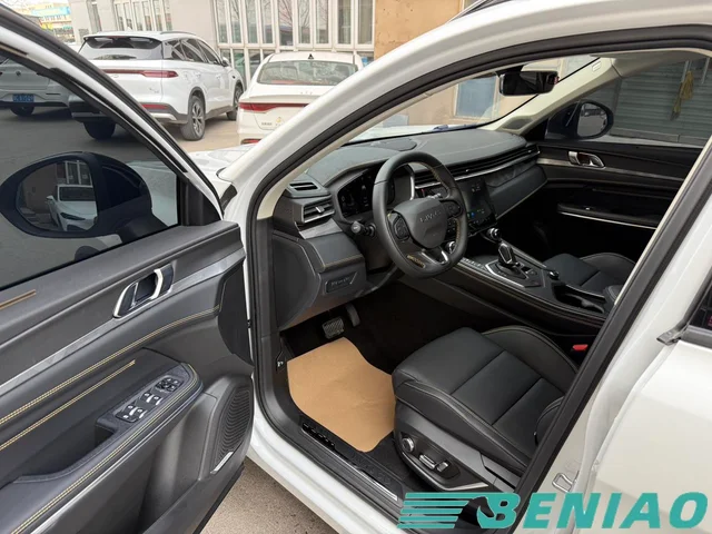 lynk-and-co-01-panorama-sunroof