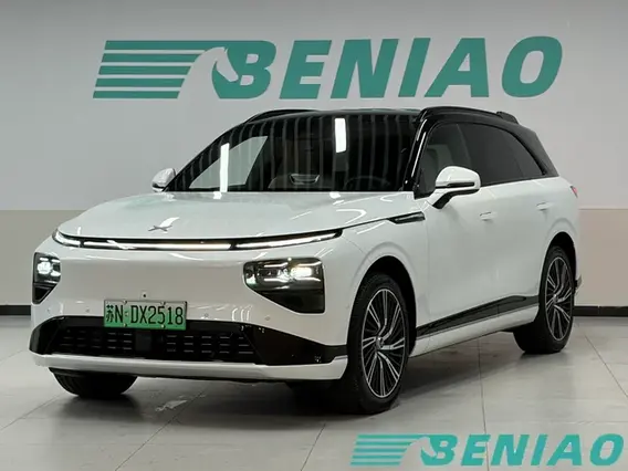 XPeng G9 Төмөн Пробег Электр SUV арзан баа Кытай колдонулган унаа экспорттоочу