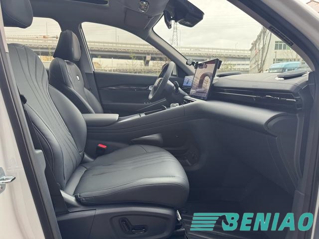 geely-ex5-electric-car-dashboard