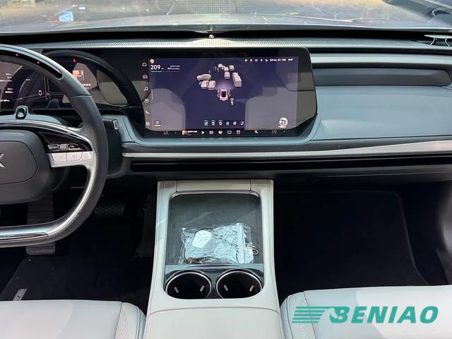 xpeng-p7-premium-ev-design