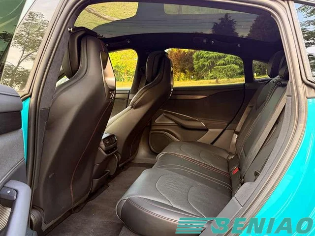 xiaomi-su7-max-export-car