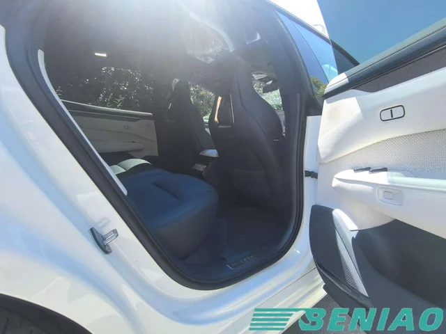 zeekr-001-you-center-console