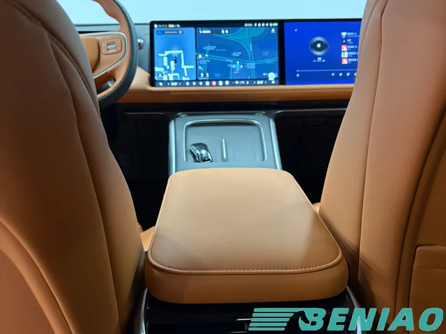 xpeng-g9-premium-interior