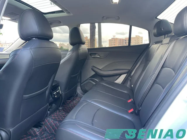 roewe-i5-infotainment-screen