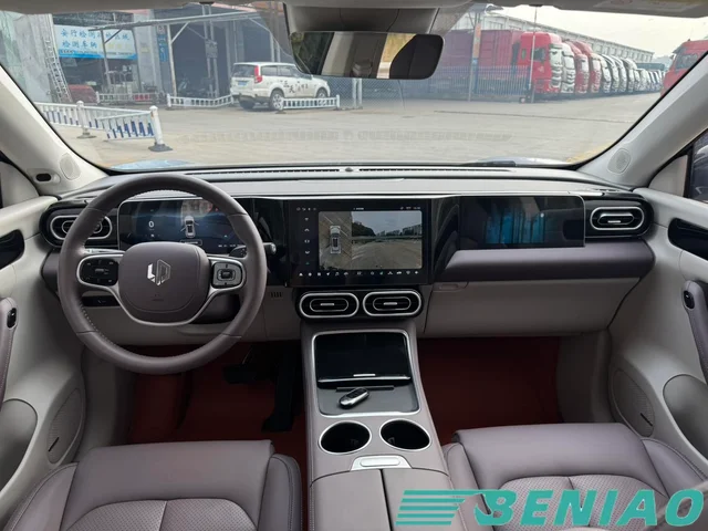 leapmotor-c11-reev-200-comfort-edition-front-view