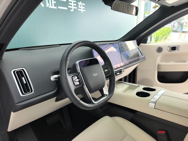 li-auto-l6-front-view