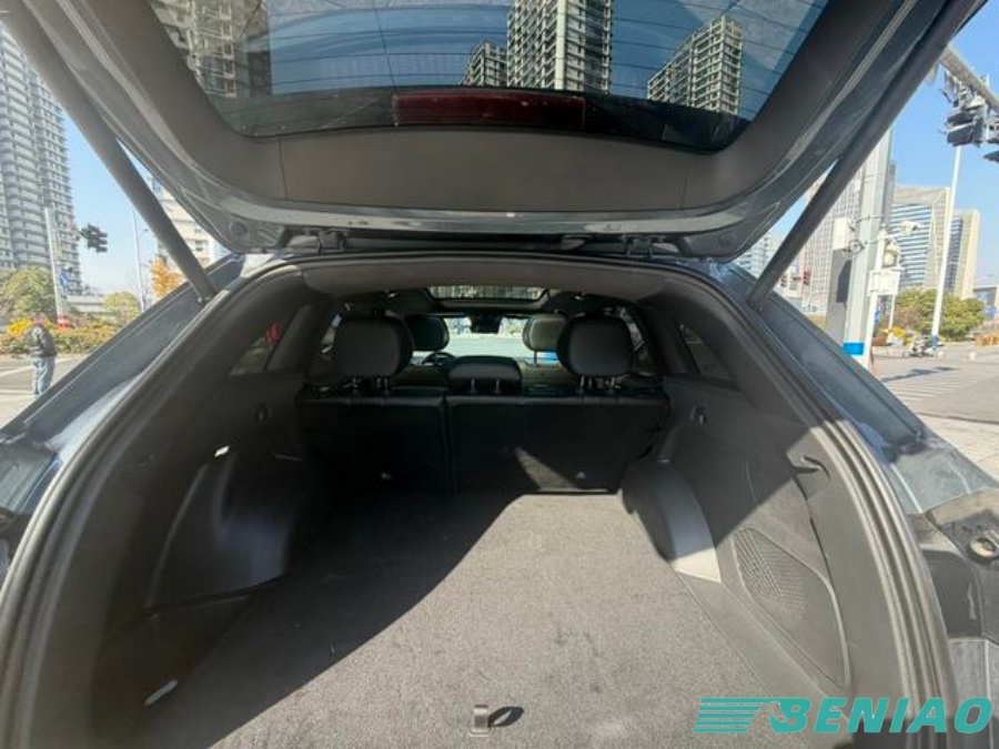 Geely high speed SUV