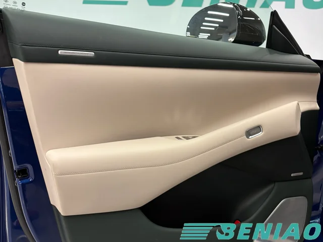 xiaomi-yu7-max-front-seats