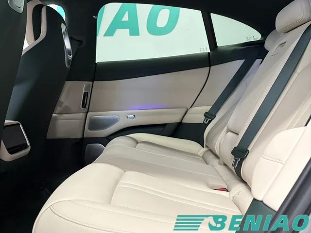 xiaomi-yu7-2025-max-awd-front-view