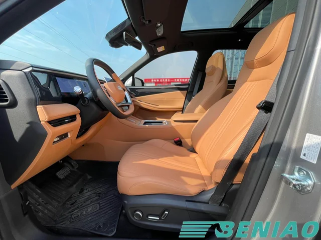 china-used-geely-galaxy-l7