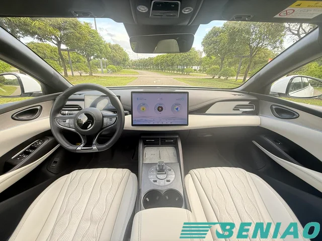 byd-seal-06-front-seats