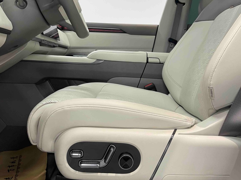 zeekr 7x electric car