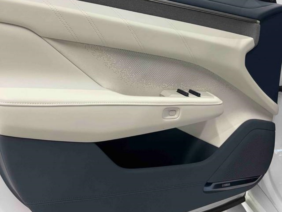 ZEEKR 001 high performance EV