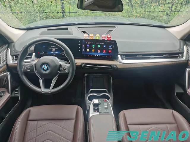 bmw-ix1-dashboard
