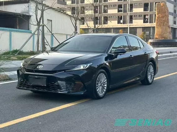 Toyota Camry 2024 2.0E Elite Edition Smart Family Sedan Fuel Efficient Vehicle