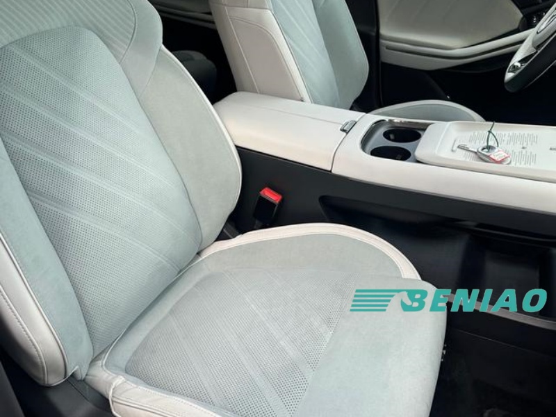 china-new-model-voyah-free-interior-2025-smart-driving