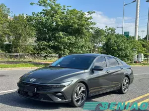 Hyundai Elantra GLX Elite Left Hand Drive Sedan China Used Car Exporter